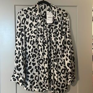 NWT Satin Cheetah Button Down